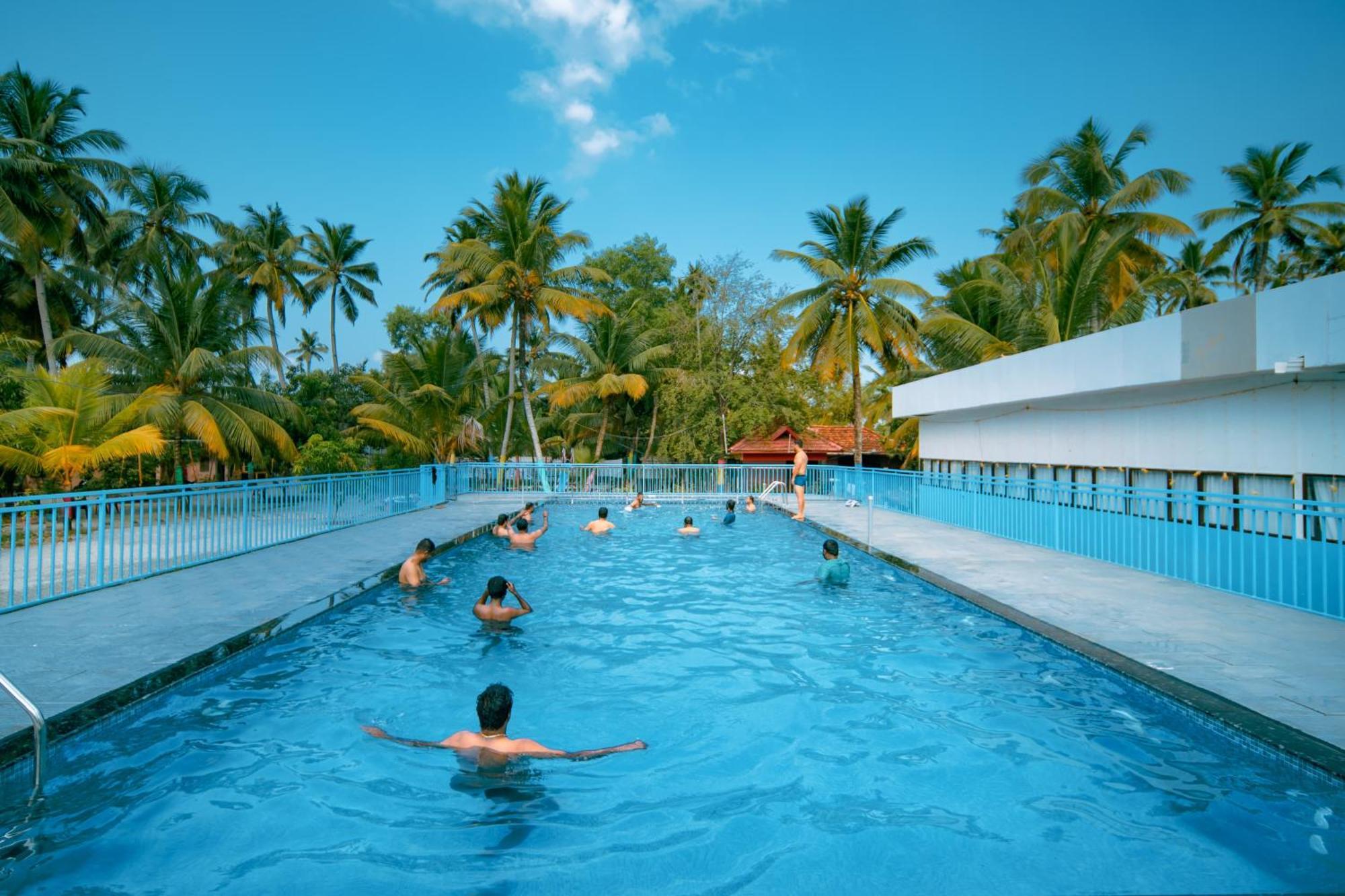 Munroe Island Lake Resort Mundrothuruth Εξωτερικό φωτογραφία