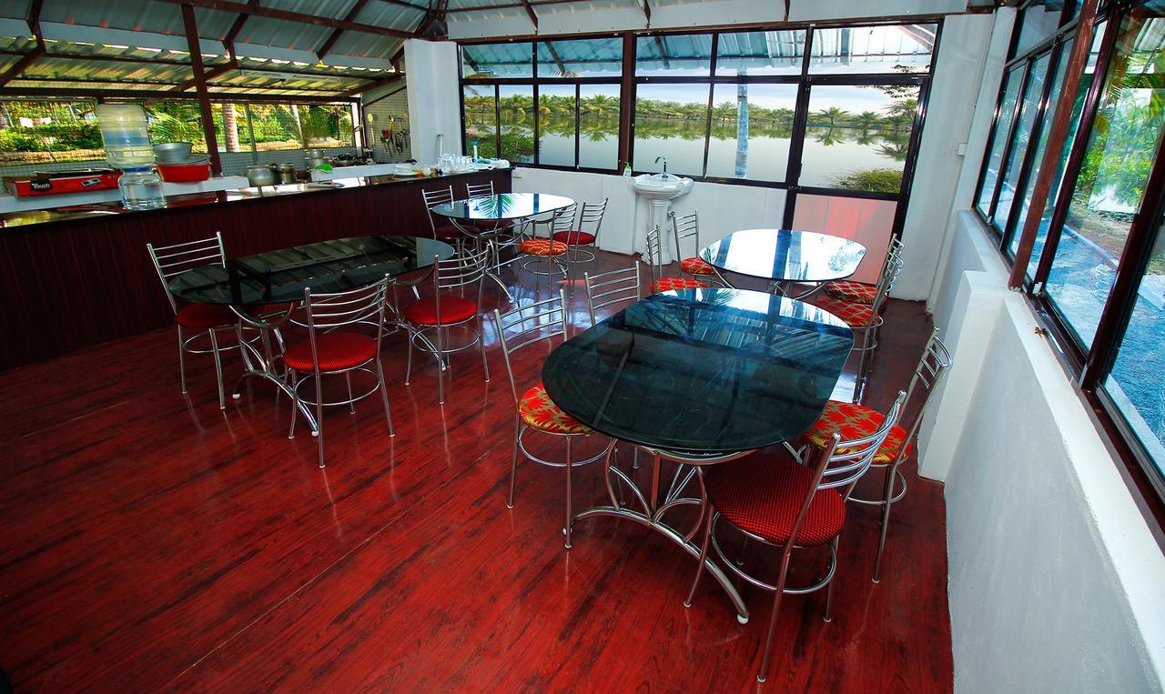 Munroe Island Lake Resort Mundrothuruth Εξωτερικό φωτογραφία